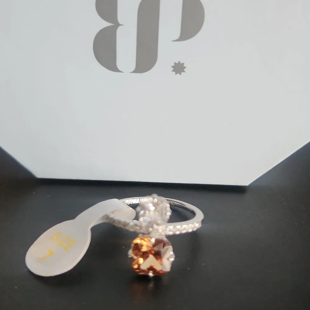 Ring - Picture 3 of 3